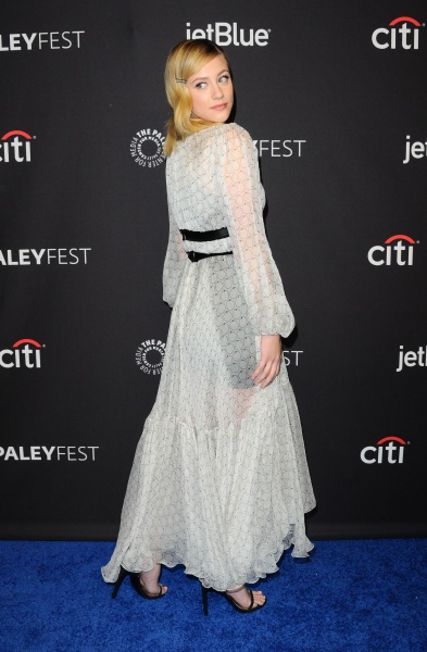 lili-reinhart0325picturepub-4.jpg