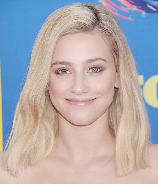 picturepub-lili-reinhart-009.jpg