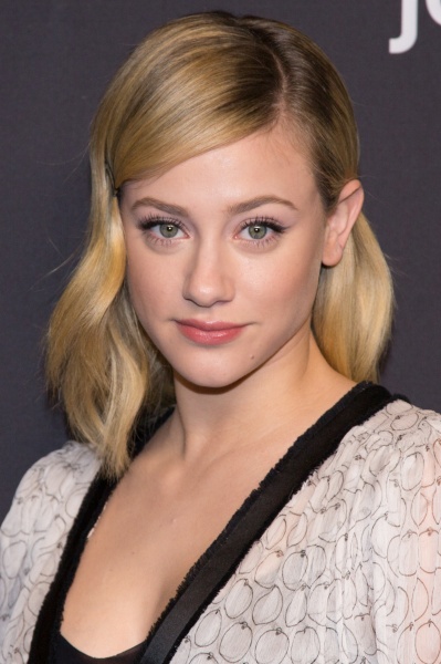 picturepub_lilireinhart_25mar2018_paleyfest-3.jpg