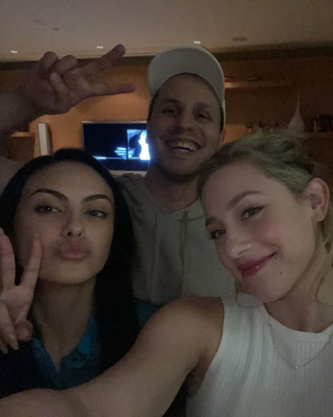 2021.05.04.
@lilireinhart: A legjobbak ⛄️
