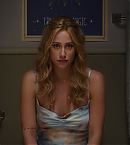 Filename=vlcsnap-05254.png
Filesize=1191KiB
Dimensions=1920x960
Date added=Aug 23, 2022 vlcsnap-05254.png