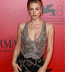 Filename=lili-19.jpg
Filesize=2706KiB
Dimensions=3675x5512
Date added=Sep 01, 2024 lili-19.jpg