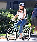 Filename=lili-6.jpg
Filesize=6166KiB
Dimensions=2651x3000
Date added=Oct 06, 2025 lili-6.jpg