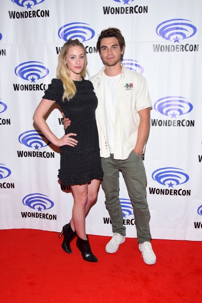 PicturePub_Lili_Reinhart_005.jpg