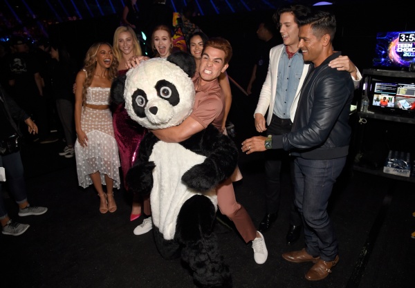 Riverdale_Cast__2_.jpg