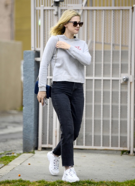 hqcelebcorner-11.jpg