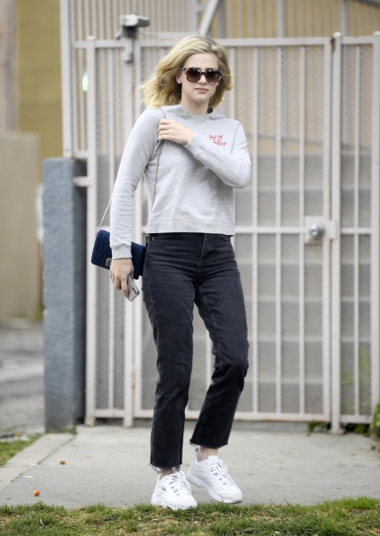 hqcelebcorner-12.jpg