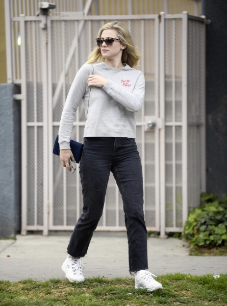 hqcelebcorner-15.jpg