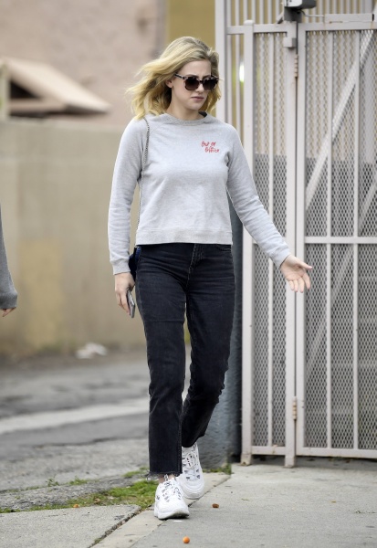 hqcelebcorner-6.jpg