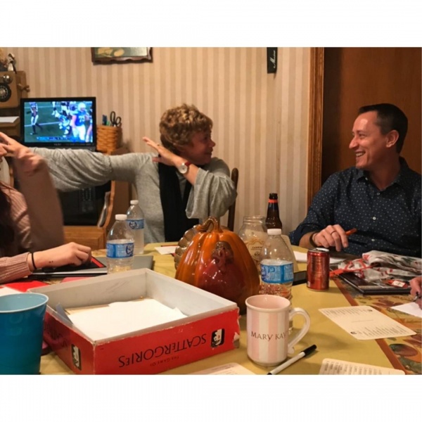 2019.10.27.
@lilireinhart: A szüleim ma 29 éve, hogy házasok. Ritka, hogy ilyen erős és örök kapcsolat létezik - csak remélhetem, hogy ilyesfajta szeretetben és boldogságban lesz részem. ❤️ Boldog évfordulót!🌹
