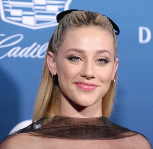 picturepub-lili-reinhart-002.jpg