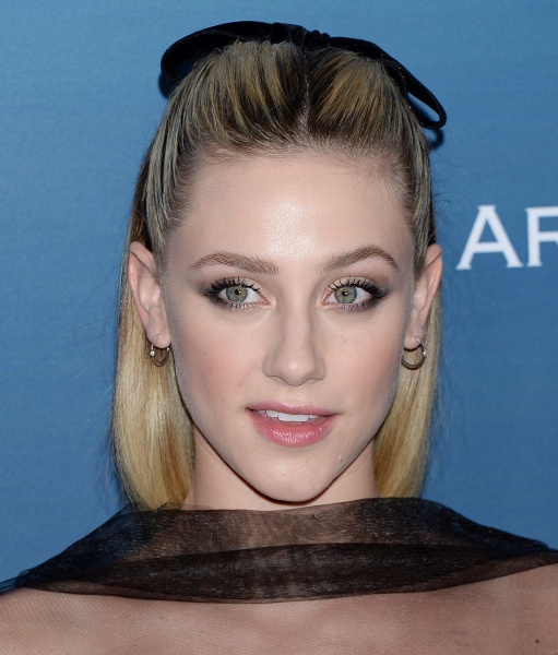 picturepub-lili-reinhart-011.jpg