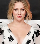 Filename=lili-34.jpg
Filesize=308KiB
Dimensions=1366x2048
Date added=Nov 17, 2019 lili-34.jpg
