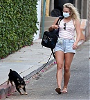 Filename=lili-reinhart-in-denim-shorts-out-in-los-angeles-08-17-2020-11.jpg
Filesize=273KiB
Dimensions=1200x1800
Date added=Aug 24, 2020 lili-reinhart-in-denim-shorts-out-in-los-angeles-08-17-2020-11.jpg