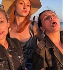 Filename=lilireinhart_65726654_1230002007170869_5166585274466219484_n.jpg
Filesize=134KiB
Dimensions=1080x810
Date added=Oct 25, 2019 lilireinhart_65726654_1230002007170869_5166585274466219484_n.jpg