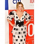Filename=lilireinhart_73144063_2529248687167009_6134830522491627198_n.jpg
Filesize=102KiB
Dimensions=1080x1080
Date added=Dec 18, 2019 lilireinhart_73144063_2529248687167009_6134830522491627198_n.jpg