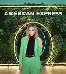 picturepub-lili-reinhart-006~0.jpg